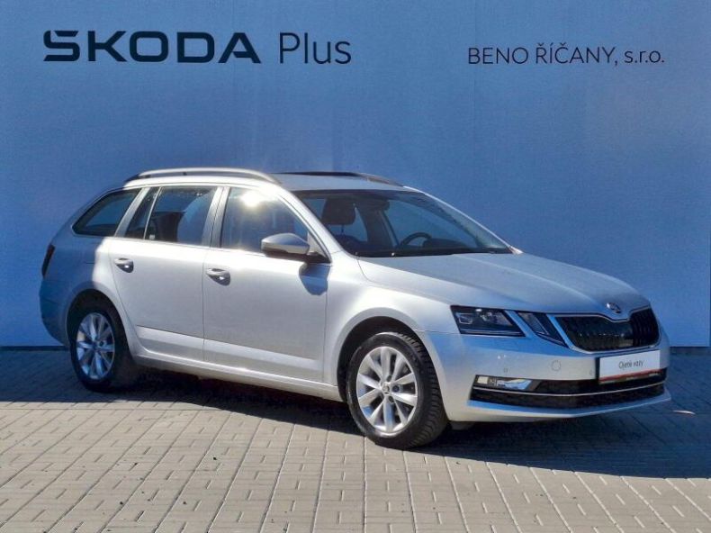 Škoda Octavia - hlavní fotka