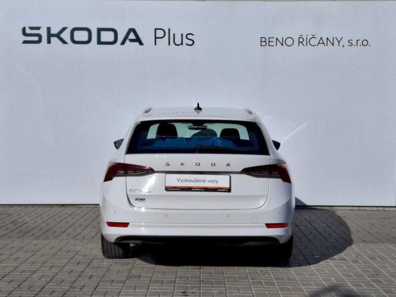Škoda Octavia - hlavní fotka