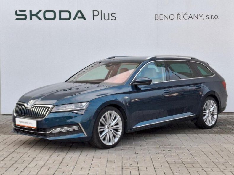 Škoda Superb - hlavní foto