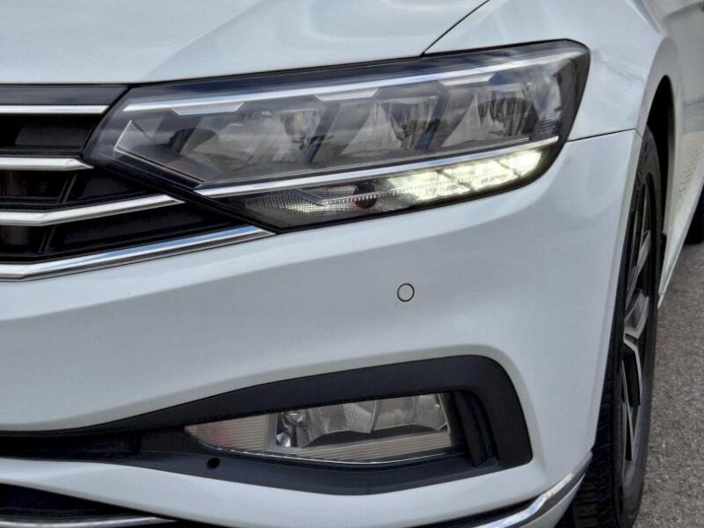 Volkswagen Passat - hlavní fotka