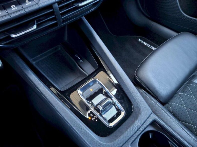 Škoda Octavia - hlavní fotka
