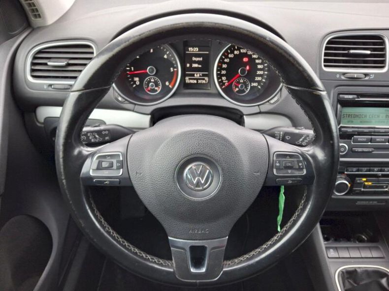 Volkswagen Golf - hlavní fotka