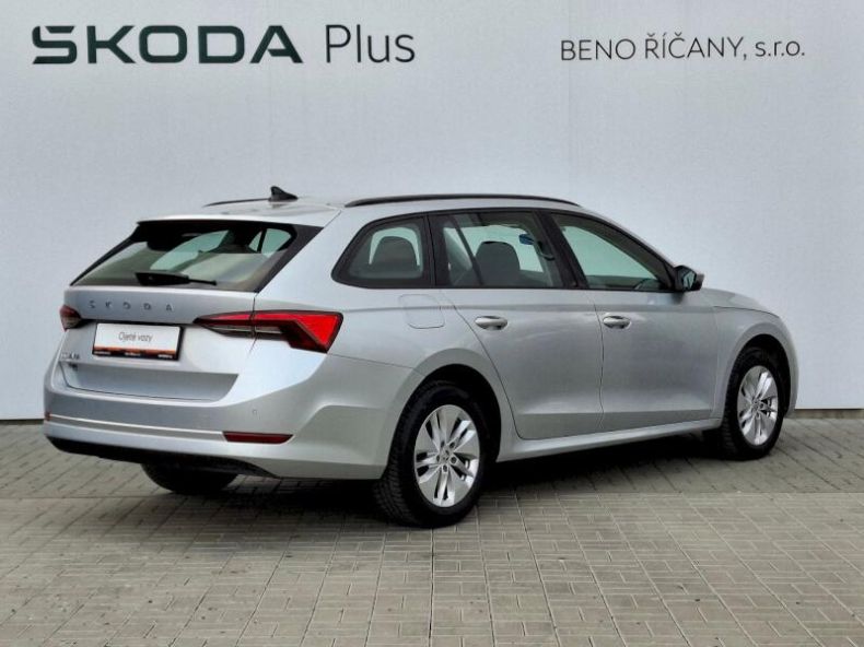 Škoda Octavia - hlavní fotka