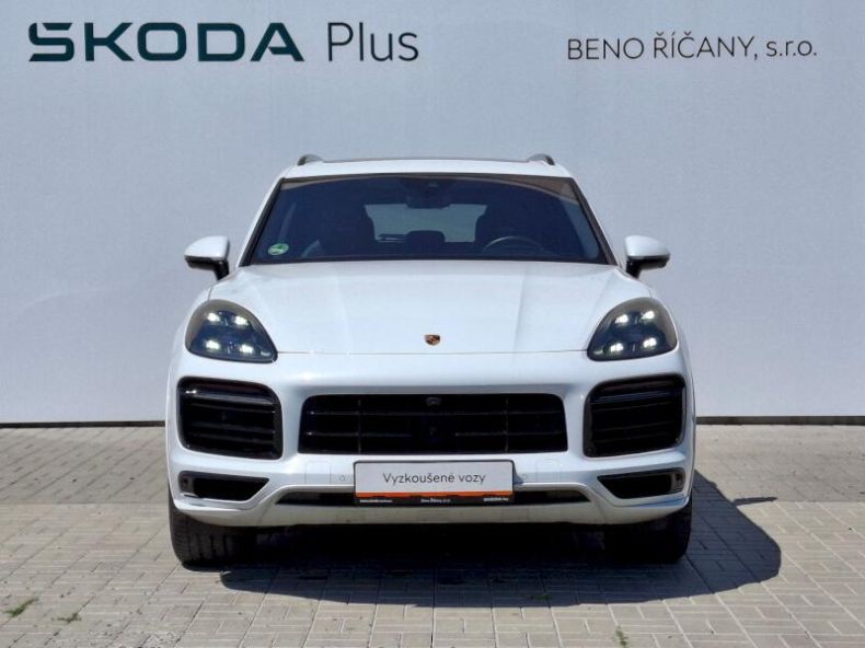 Porsche Cayenne - hlavní fotka