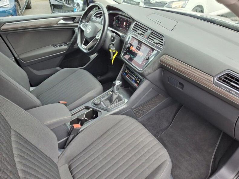 Volkswagen Tiguan - hlavní fotka