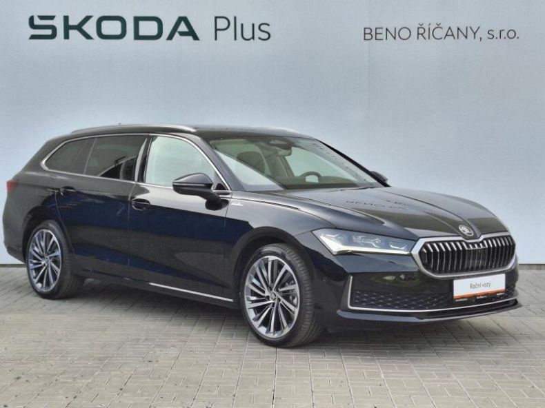 Škoda Superb - hlavní fotka