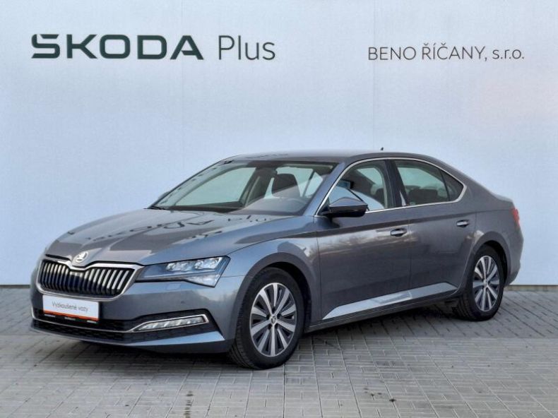 Škoda Superb - hlavní foto