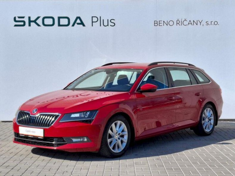 Škoda Superb - hlavní foto