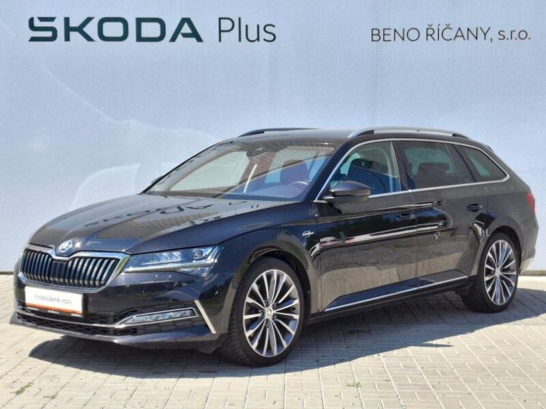 Škoda Superb - hlavní foto