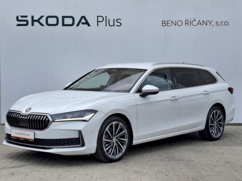 Škoda Superb - hlavní foto