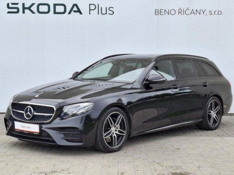 Mercedes Třída E - hlavní foto