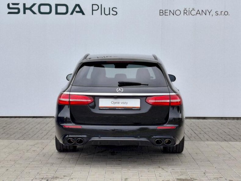 Mercedes Třída E - hlavní fotka