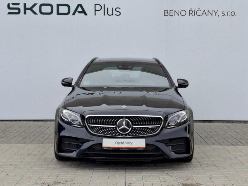 Mercedes Třída E - hlavní fotka