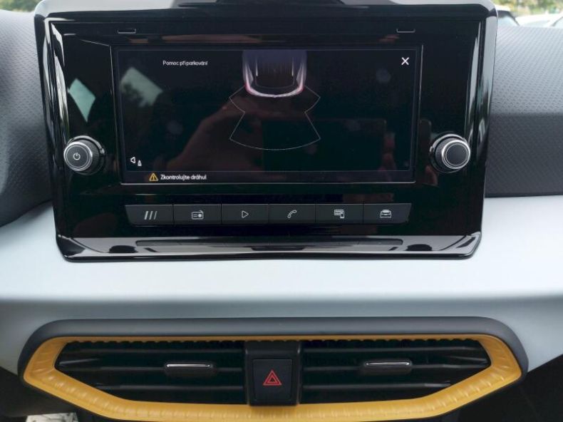 Seat Arona - hlavní fotka
