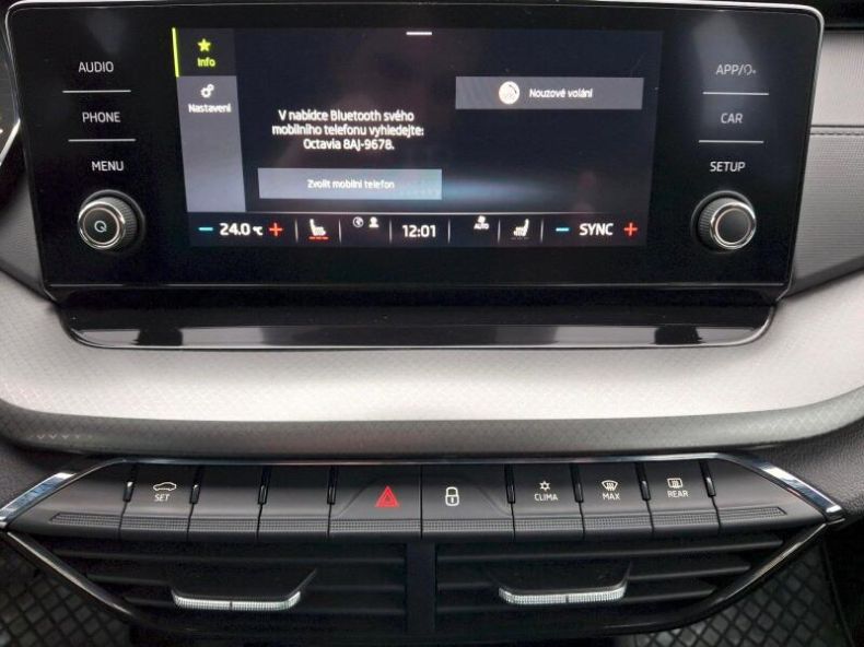 Škoda Octavia - hlavní fotka