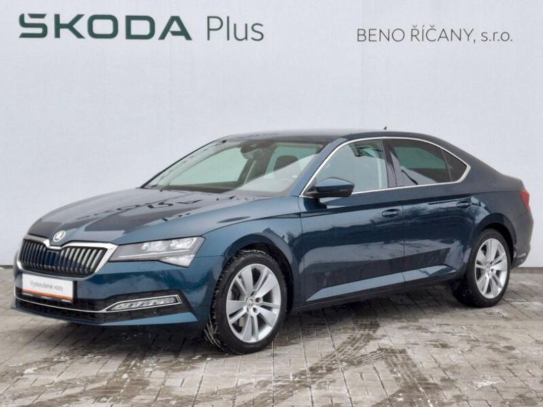 Škoda Superb - hlavní foto
