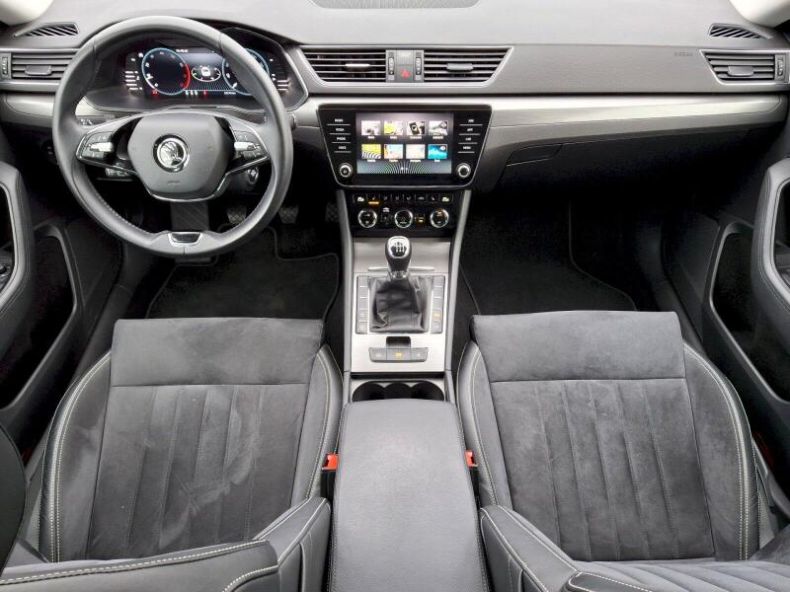 Škoda Superb - hlavní fotka