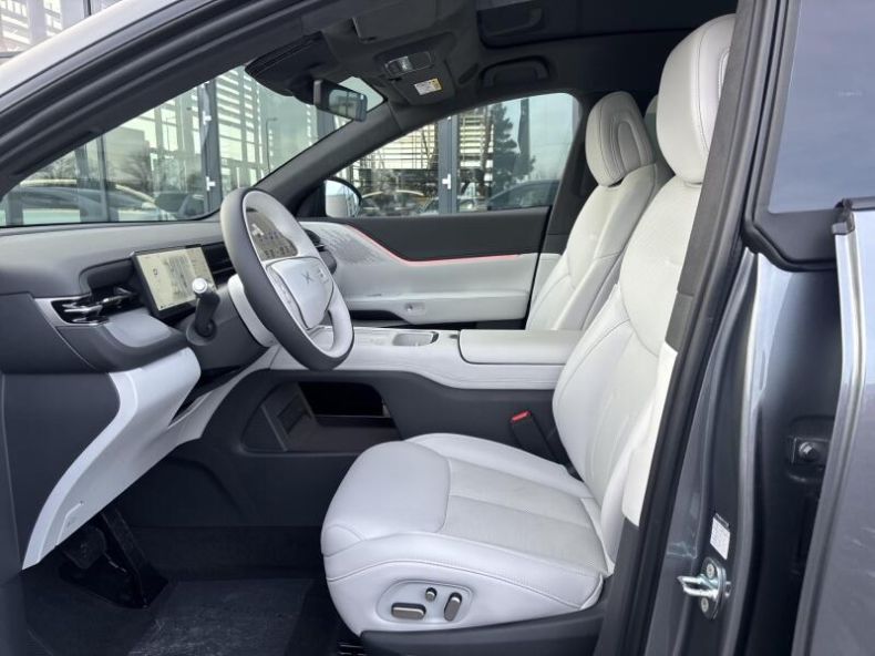 Xpeng G6 - hlavní fotka