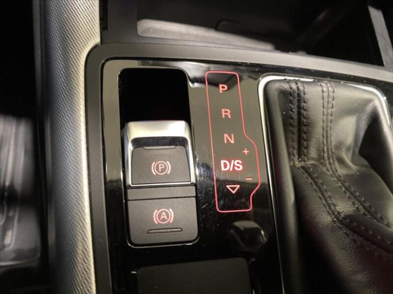 Audi A6 - hlavní fotka