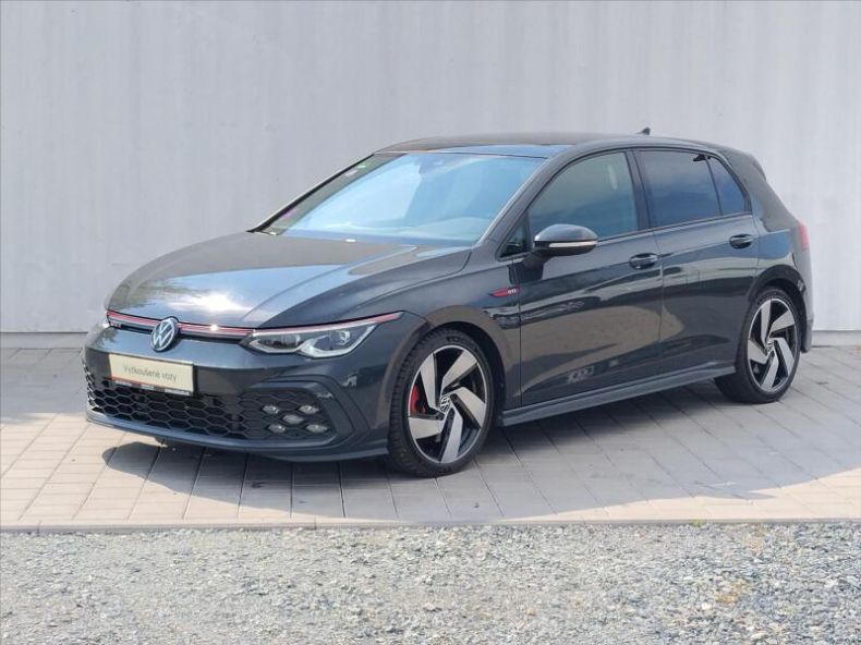 Volkswagen Golf - hlavní fotka inzerátu