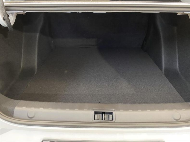 Dongfeng SHINE - hlavní fotka