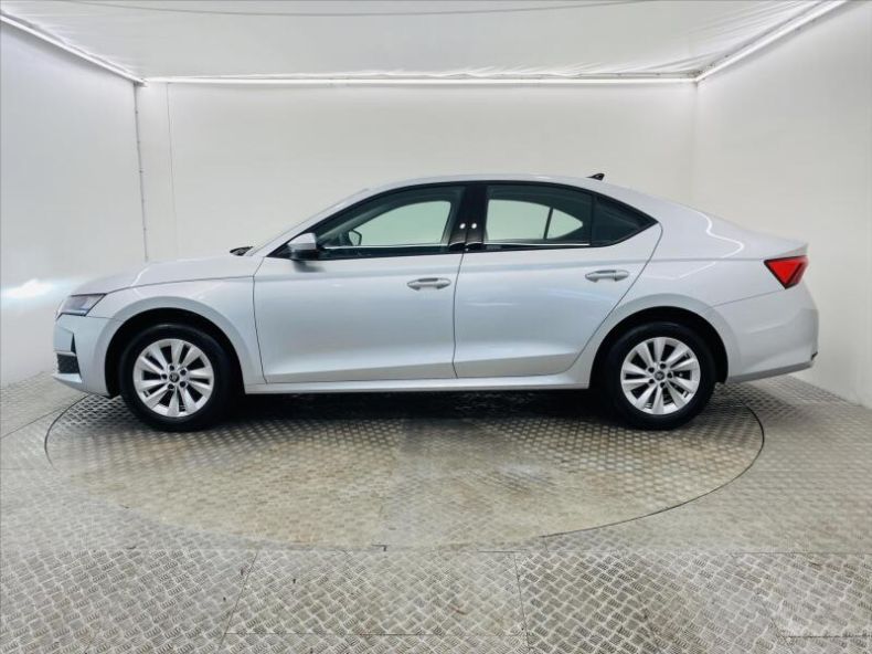 Škoda Octavia - hlavní fotka