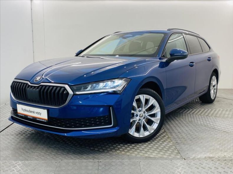 Škoda Superb - hlavní foto