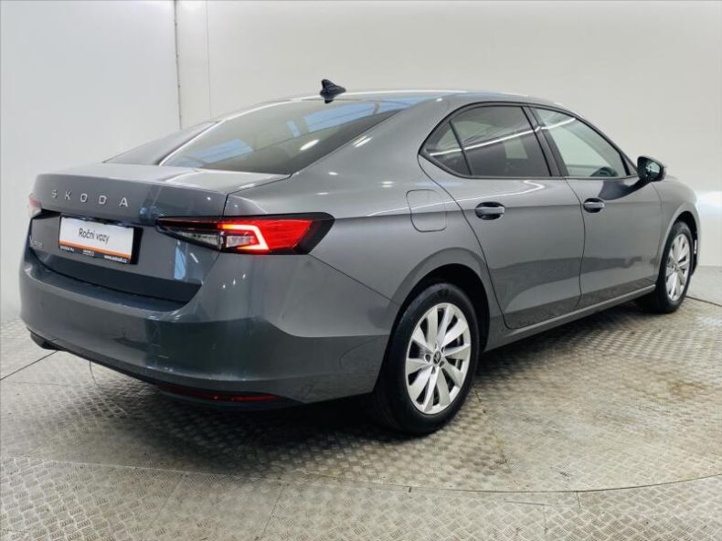 Škoda Superb - hlavní fotka