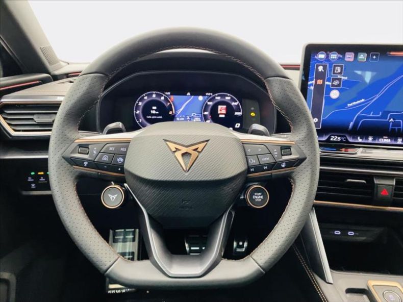 Cupra Leon - hlavní fotka