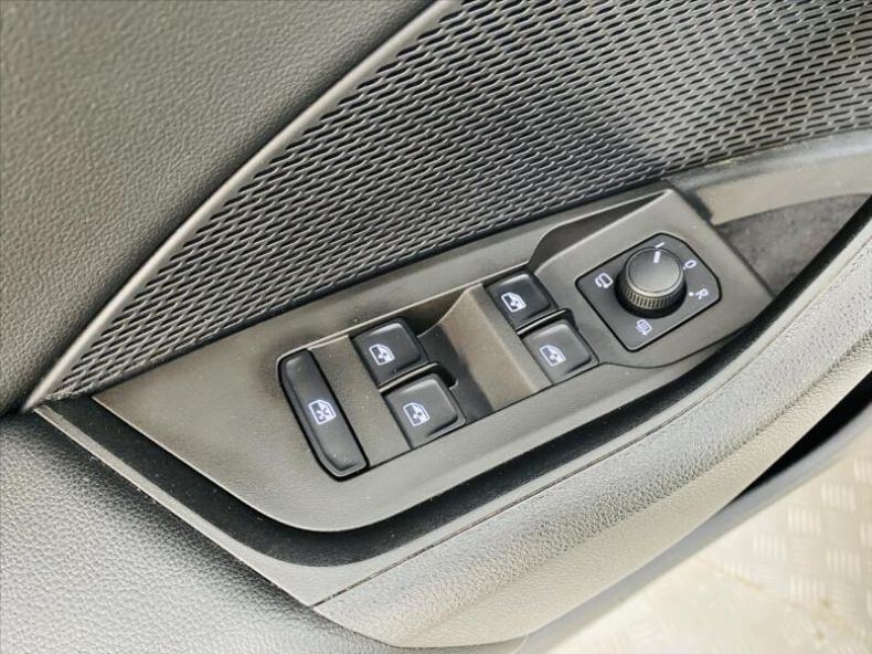 Škoda Octavia - hlavní fotka