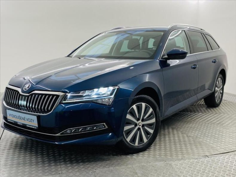 Škoda Superb - hlavní foto
