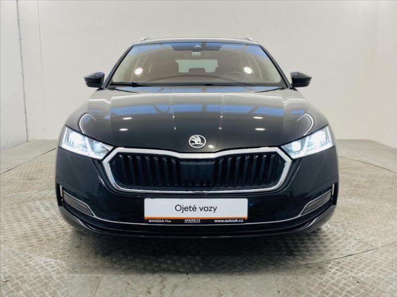 Škoda Octavia - hlavní fotka