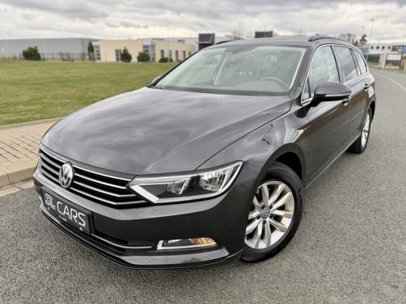Volkswagen Passat - hlavní fotka inzerátu
