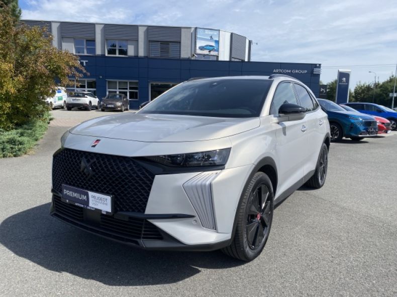 DS Automobiles DS7 Crossback - hlavní foto
