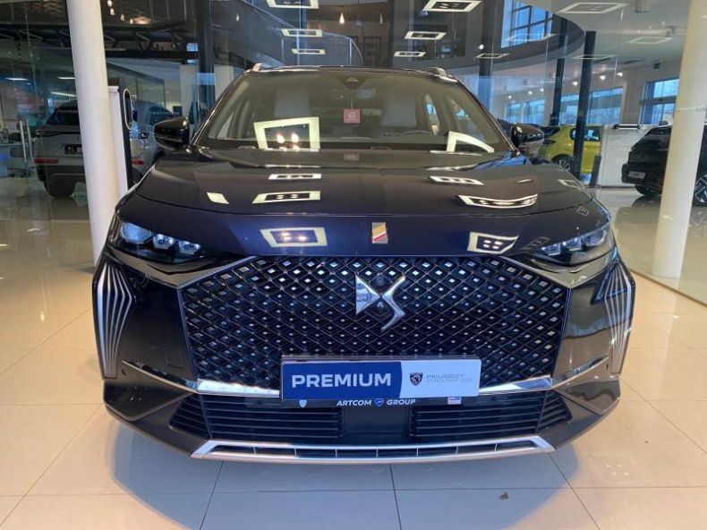 DS Automobiles DS7 Crossback - hlavní fotka