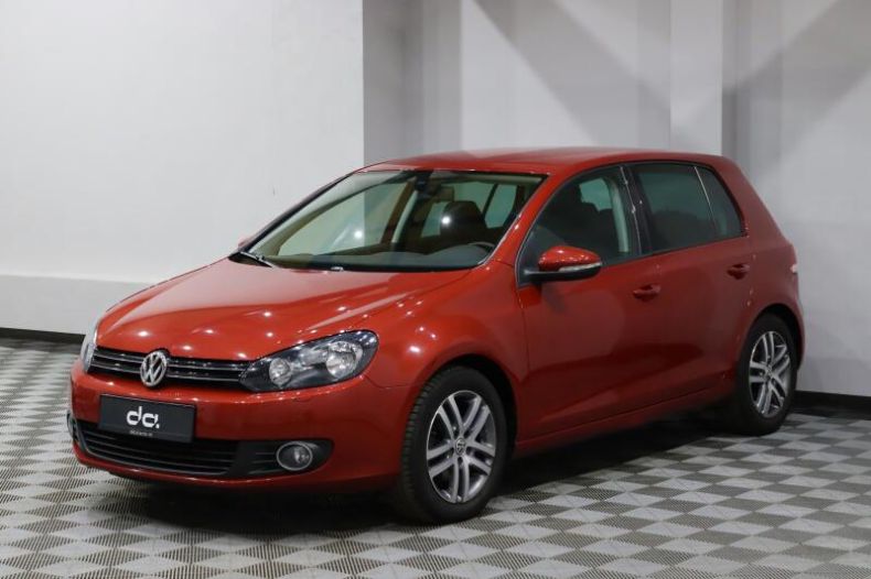 Volkswagen Golf - hlavní foto