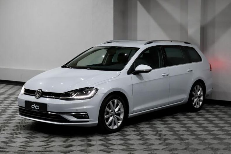 Volkswagen Golf - hlavní foto