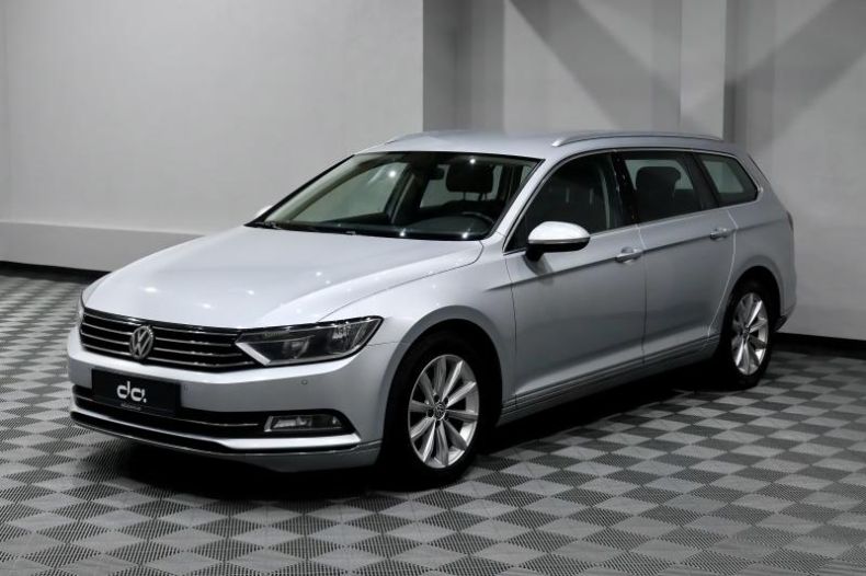 Volkswagen Passat - hlavní foto