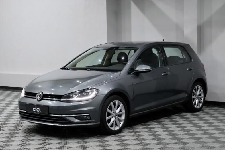 Volkswagen Golf - hlavní foto