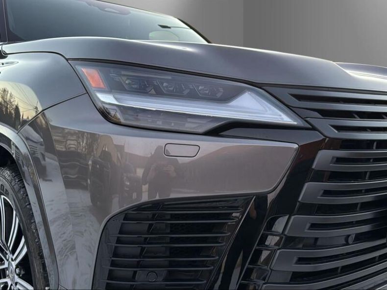 Lexus LX 600 - hlavní fotka