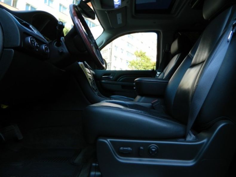 Cadillac Escalade - hlavní fotka