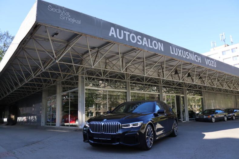 BMW Řada 7 - hlavní foto