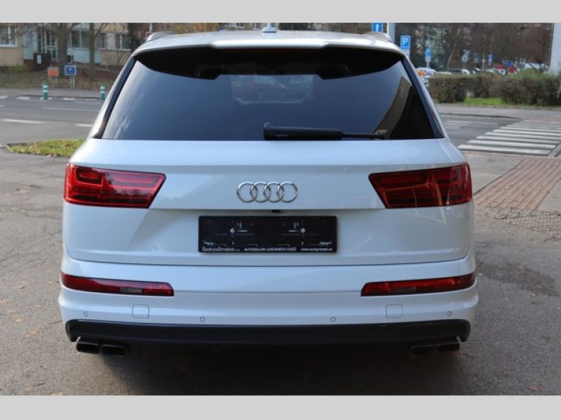 Audi SQ7 - hlavní fotka