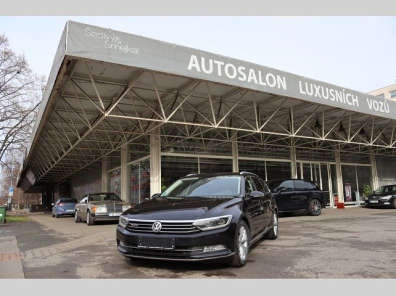 Volkswagen Passat - hlavní foto