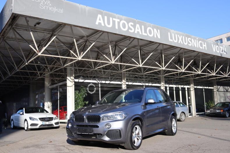 BMW X5 - hlavní fotka