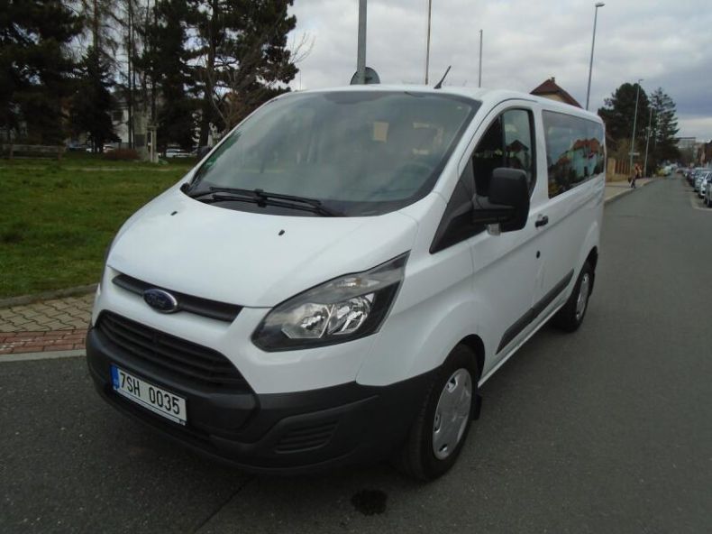Ford Transit - hlavní foto