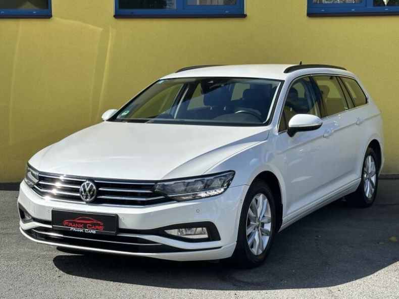 Volkswagen Passat - hlavní foto