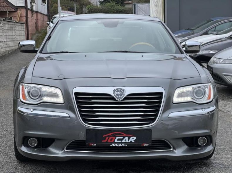 Lancia Thema - hlavní fotka