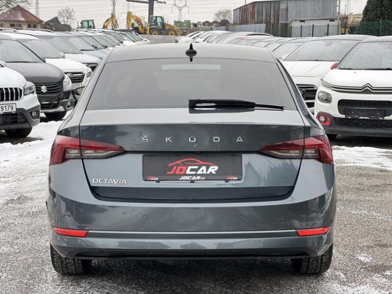 Škoda Octavia - hlavní fotka
