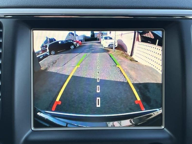 Jeep Grand Cherokee - hlavní fotka